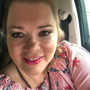 Meet your Posher, Marsha